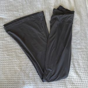 gray flare leggings